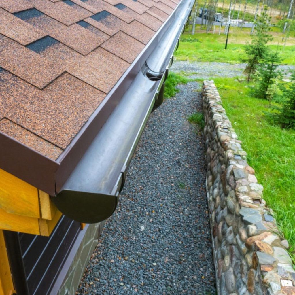 Gutter Cleaning in Dundee