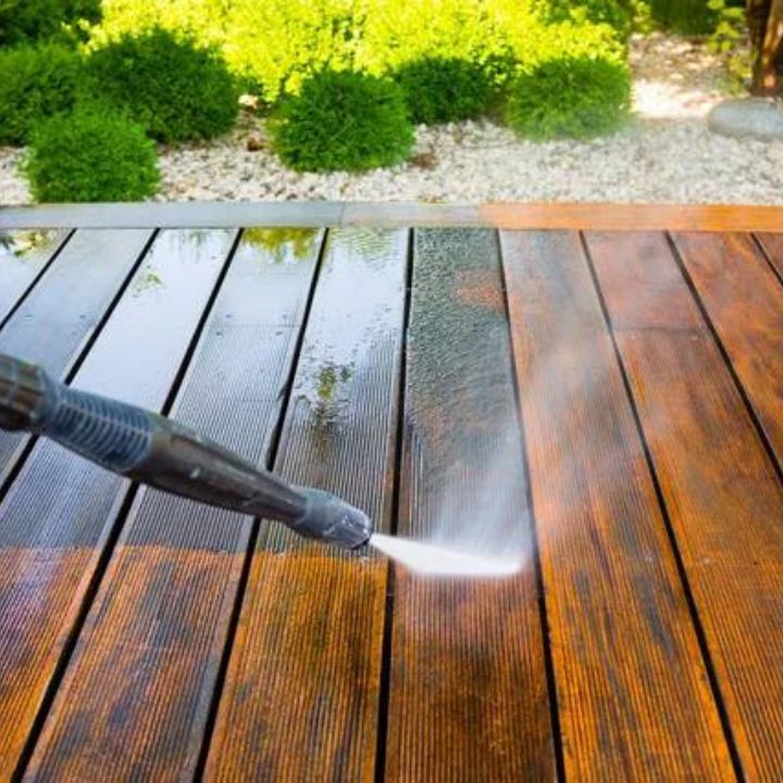 Pressure Washing in Dundee