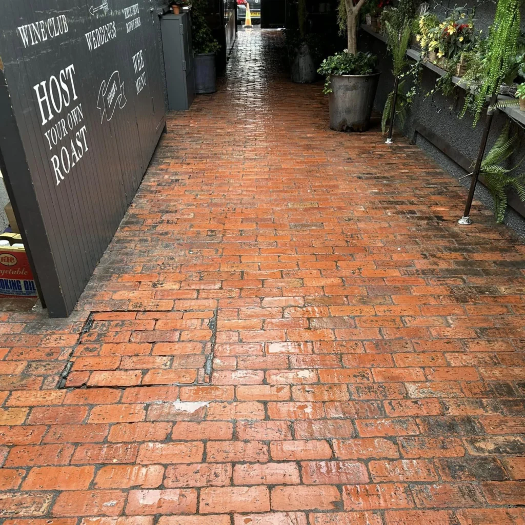 Commercial Pressure Washing