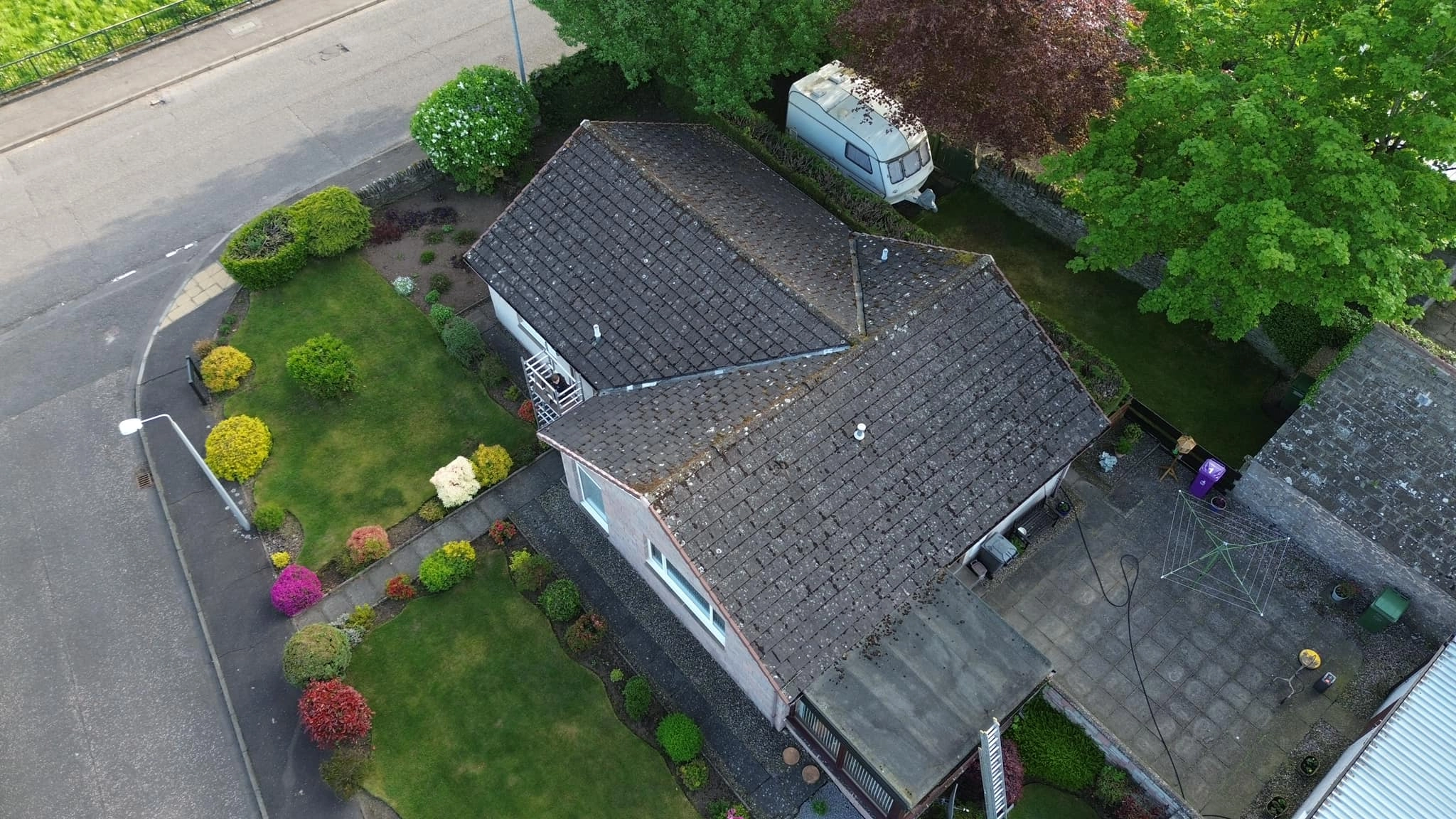 Roof Clean (Before)